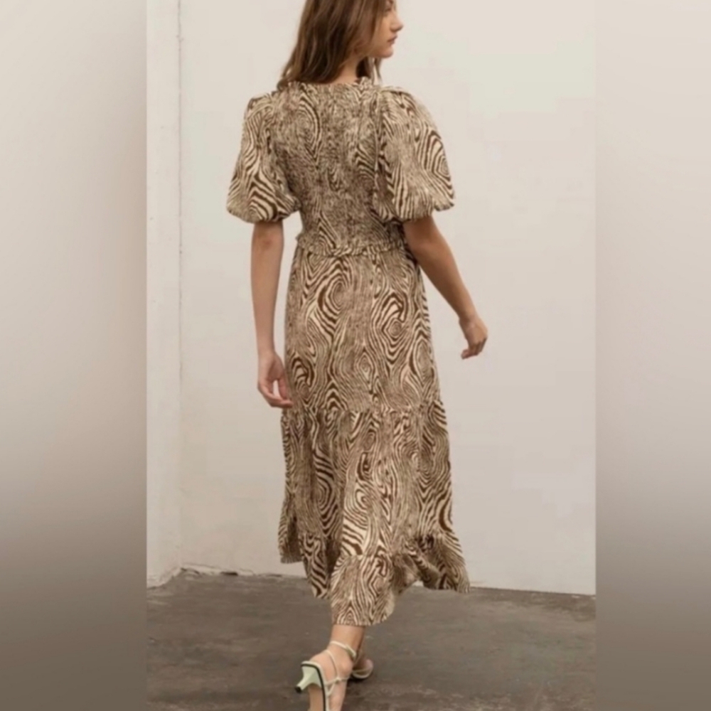 Anthropologie Moon River Smocked Puff Sleeve Midi Dress in Chocolate Swirl Print - Picture 3 of 11